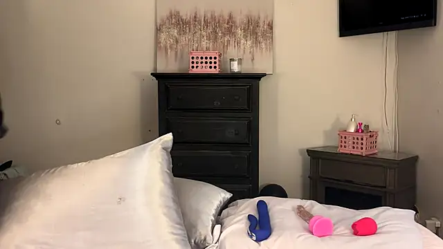 LivYourFantasy online show from July 2026 05:26:02 PM