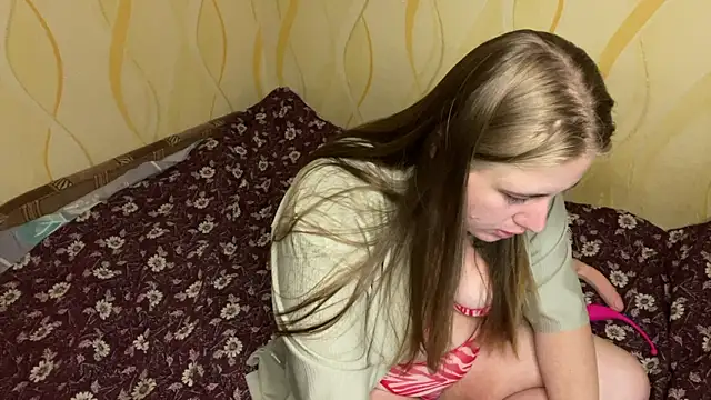 alina bels online show from July 2026 07:53:02 PM