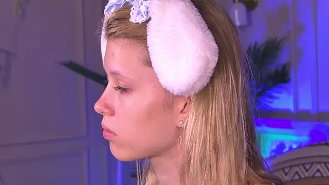 LanayaVerne online show from July 2026 09:37:02 AM