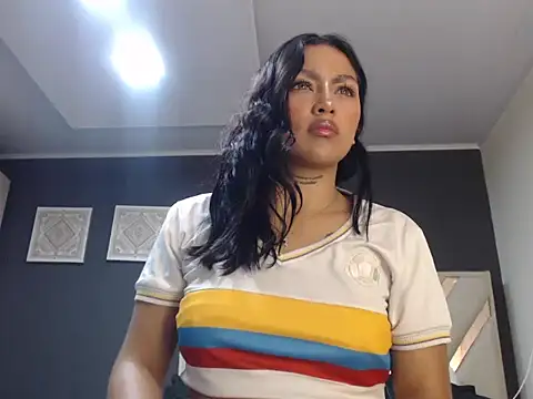 sarajohs online show from July 2026 02:54:01 PM