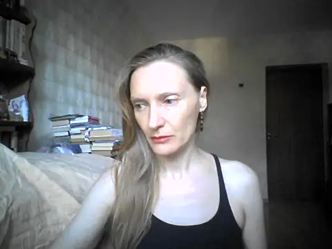 LunaBelle2 online show from July 2026 04:11:01 PM