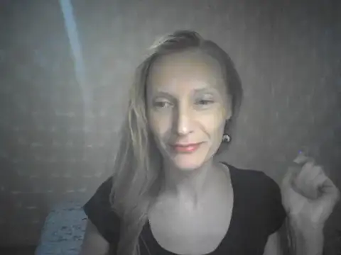 LunaBelle2 online show from July 2026 07:32:01 PM