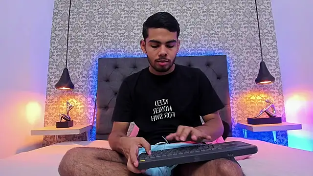 Peter Kink online show from July 2026 07:07:01 PM