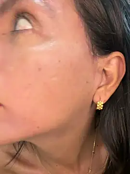 yuliethsanchez online show from July 2026 03:20:02 AM
