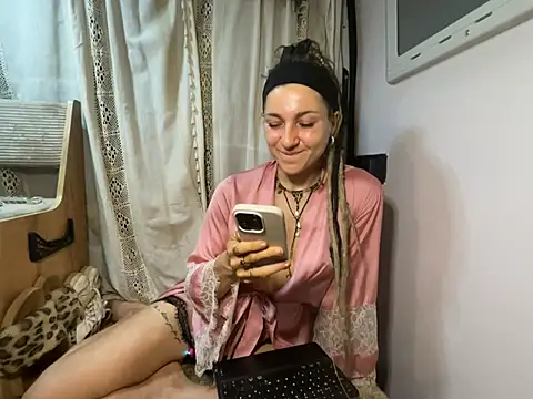 Snapshot of Mathilda-Bloom chatting on July 2026 07:49:01 PM Mathilda-Bloom online show from July 2026 07:49:01 PM