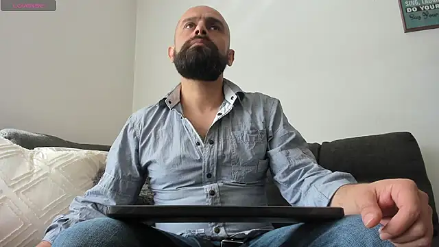 ezequiel mobland online show from July 2026 02:05:01 PM
