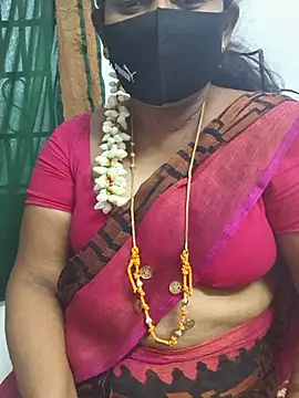 tamilrose143 online show from July 2026 12:33:02 PM