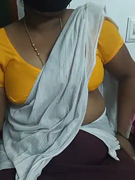 tamilrose143 online show from July 2026 03:21:02 PM