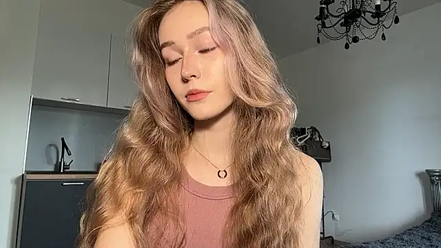 ShyandSkinnyAlice online show from July 2026 12:41:01 PM