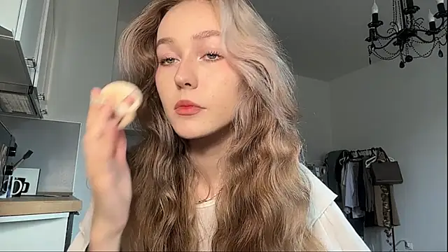 ShyandSkinnyAlice online show from July 2026 12:25:02 PM