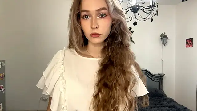 ShyandSkinnyAlice online show from July 2026 12:34:01 PM