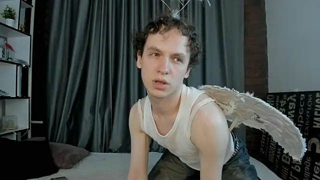 Arrogant Eli online show from July 2026 11:19:01 PM