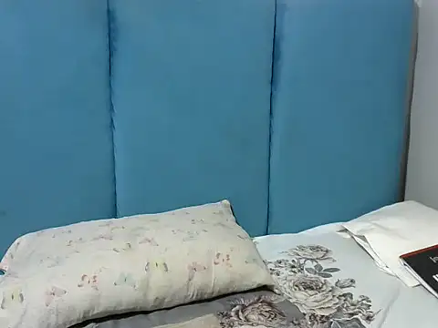 sassysiren online show from July 2026 12:01:01 PM
