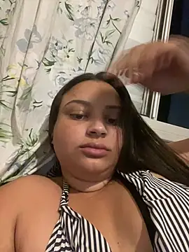 iankinha online show from July 2026 11:23:02 PM