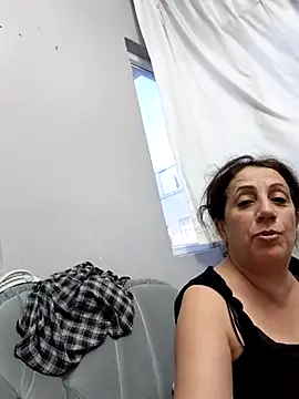 esineee online show from July 2026 05:48:02 PM