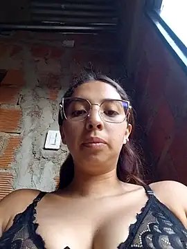aziel ardiente online show from July 2026 10:34:01 PM