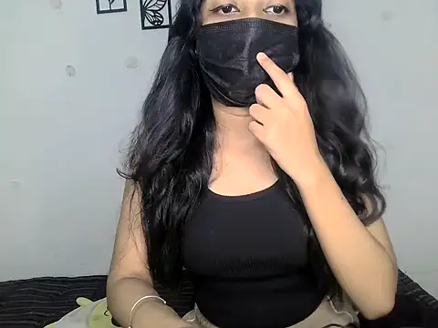 PRIYANKA KHAAN online show from July 2026 06:24:02 PM