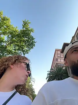 doslatinos online show from July 2026 04:42:02 PM