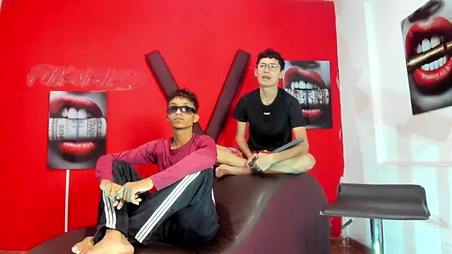 PRETTY LOVERS1 online show from July 2026 01:22:01 AM
