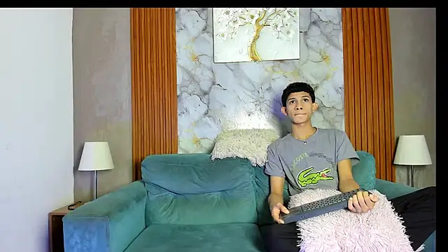 PRETTY LOVERS1 online show from July 2026 01:36:02 AM