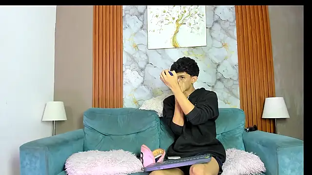 PRETTY LOVERS1 online show from July 2026 08:16:02 PM