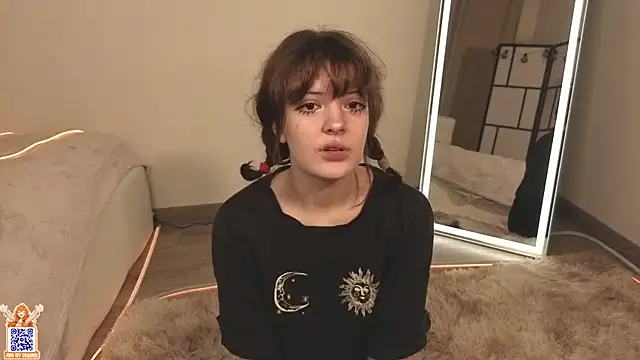 JunitaCabibbo online show from July 2026 07:06:02 PM
