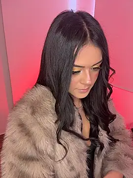 sofiaqueen   online show from July 2026 04:01:02 PM