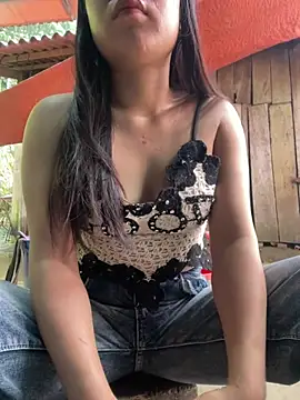 ly-laxxx online show from July 2026 01:53:01 AM