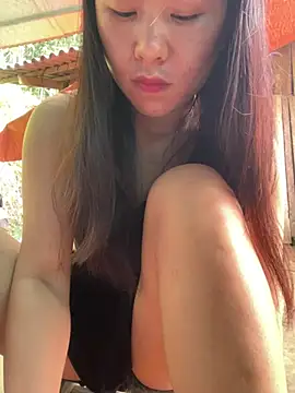 ly-laxxx online show from July 2026 02:05:02 AM