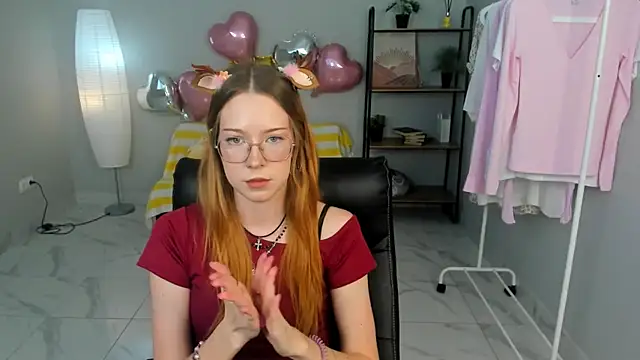 Snapshot of Barbara__Blake chatting on July 2026 08:50:01 AM Barbara Blake online show from July 2026 08:50:01 AM