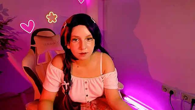 NellyDrew online show from July 2026 03:31:02 AM