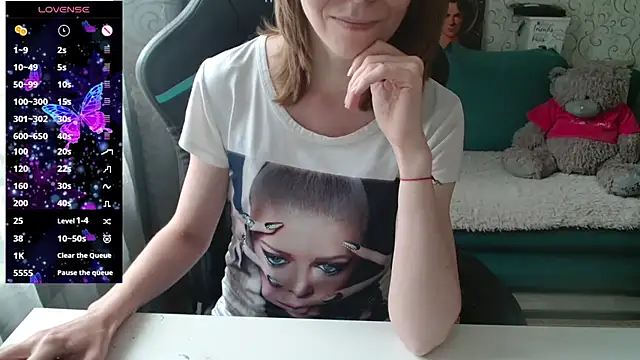 Snapshot of __Alisa__ chatting on July 2026 11:58:02 AM Alisa online show from July 2026 11:58:02 AM