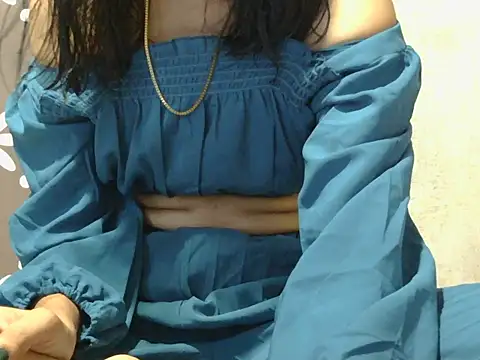 DesiQueenLive online show from July 2026 07:04:01 AM