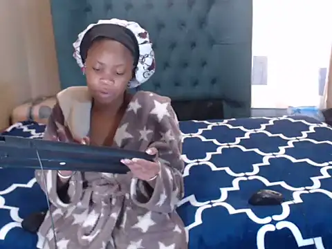EssenceChubby online show from July 2026 10:21:01 AM