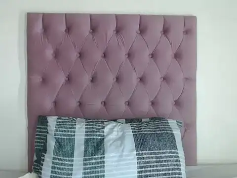 Nellybbx3 online show from July 2026 05:38:01 PM