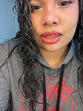 Rashell1 Queen online show from July 2026 06:11:02 PM
