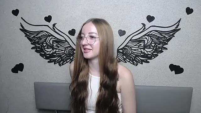 AnnaMills online show from July 2026 05:10:02 AM