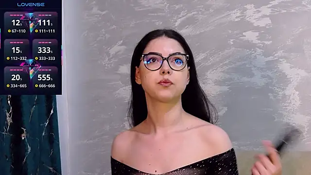 KaylaLewyss online show from July 2026 05:55:02 PM