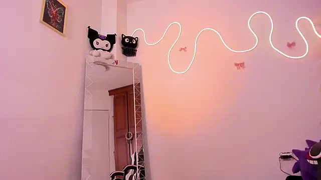CarolineEvanss 11 online show from July 2026 12:24:01 AM