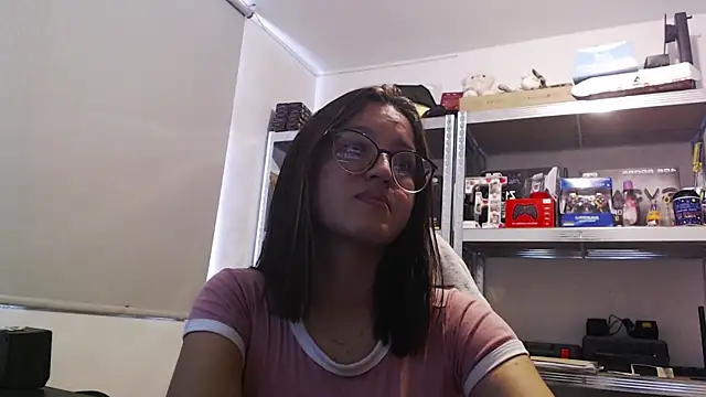 Luna sweetie  online show from July 2026 01:47:01 PM