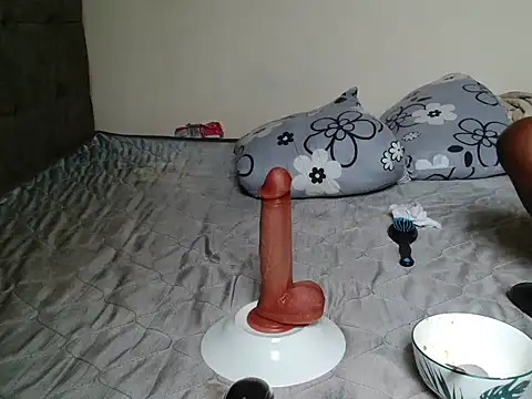 bossyjes123 online show from July 2026 06:26:02 PM