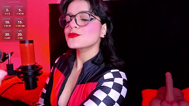 Snapshot of Valeriekay__ chatting on July 2026 01:25:02 PM Valeriekay online show from July 2026 01:25:02 PM