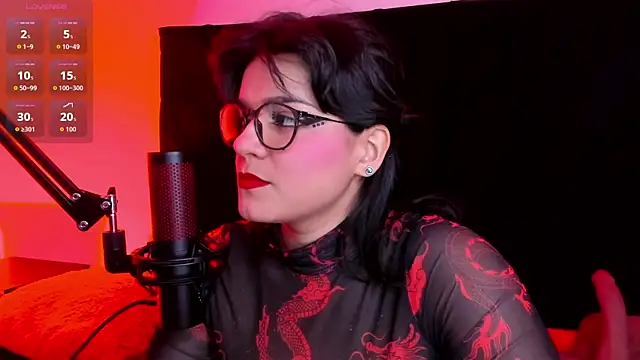 Snapshot of Valeriekay__ chatting on July 2026 01:31:02 PM Valeriekay online show from July 2026 01:31:02 PM