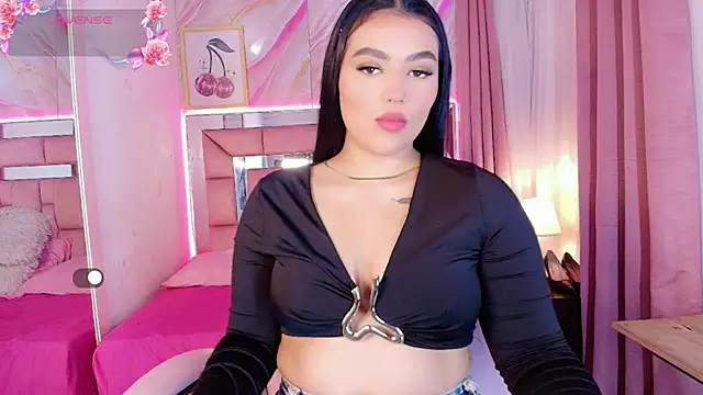 Snapshot of Marilyn_Rouge_ chatting on July 2026 02:37:01 PM Marilyn Rouge online show from July 2026 02:37:01 PM