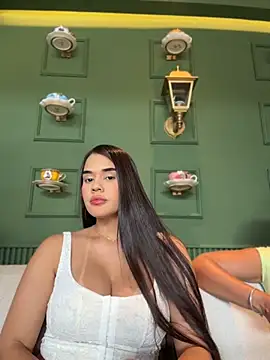 BellaLeclair  online show from July 2026 08:44:01 PM