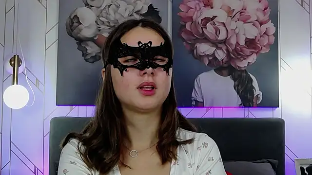 JulietteHembers online show from July 2026 04:21:01 AM