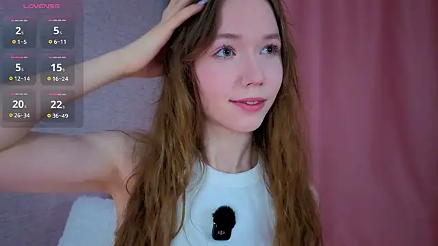 Snapshot of Velvet_Daisy chatting on July 2026 12:04:01 AM Velvet Daisy online show from July 2026 12:04:01 AM