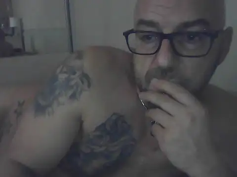 piszczalk online show from July 2026 02:05:17 AM