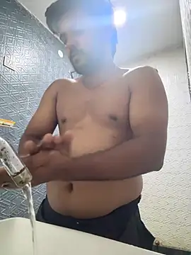 Subham2xx online show from July 2026 02:39:01 AM