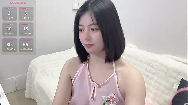 Snapshot of Lucy-8 chatting on July 2026 10:21:02 AM Lucy-8 online show from July 2026 10:21:02 AM